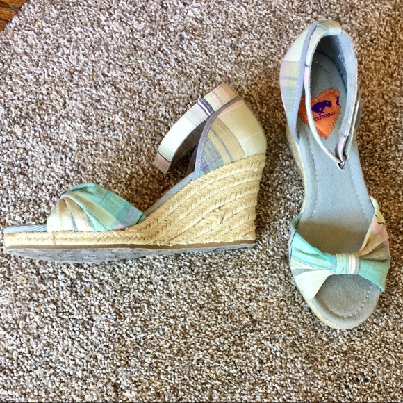 FINAL SALE - Rocket Dog Platform Wedges - Picture 1 of 8